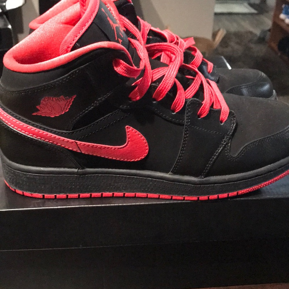 Air Jordan 1 Girls Mid